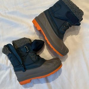 Kids snow boots